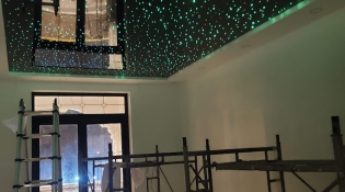 Trần sao bóng gương đen tại Long an