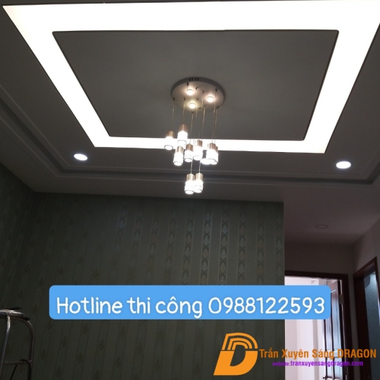 đèn xuyên sáng dạng dải tại căn hộ gia đình, một thiết kế hết sức tinh tế