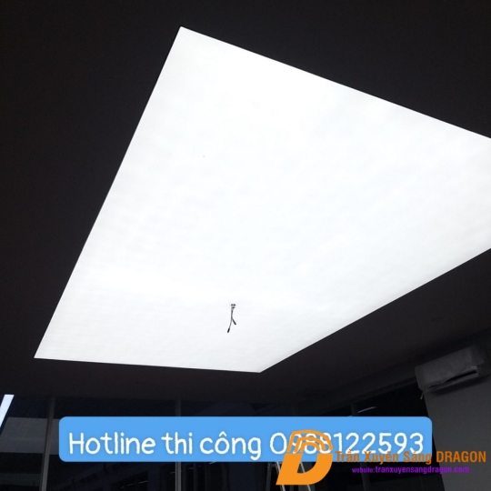 đèn xuyên sáng tại trường ĐẠI HỌC CÔNG NGHỆ ĐỒNG NAI