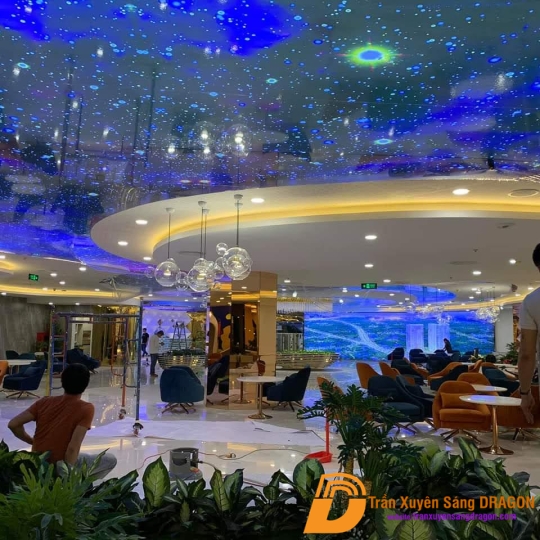 trần xuyên sáng vũ trụ tại căn hộ mẫu của ĐẤT XANH GROUP